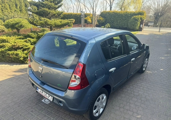 Dacia Sandero cena 14900 przebieg: 200000, rok produkcji 2010 z Łabiszyn małe 407